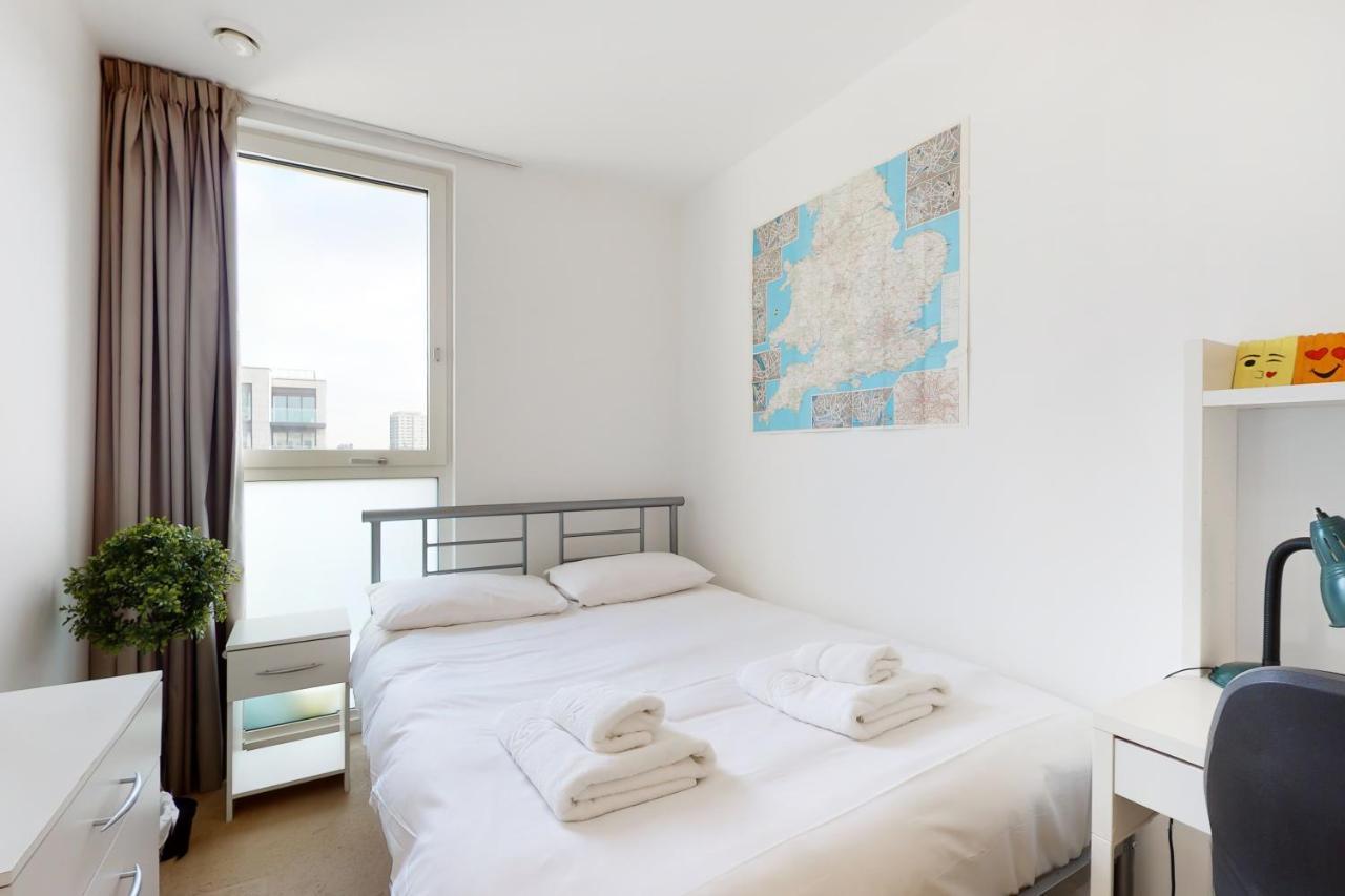Lovely 2 Bedroom Flat With Balcony In Stratford London Exterior foto